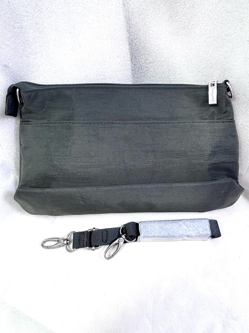 Baggallini Original Everyday C/B. Charcoal/Silver. - Picture 2 of 12